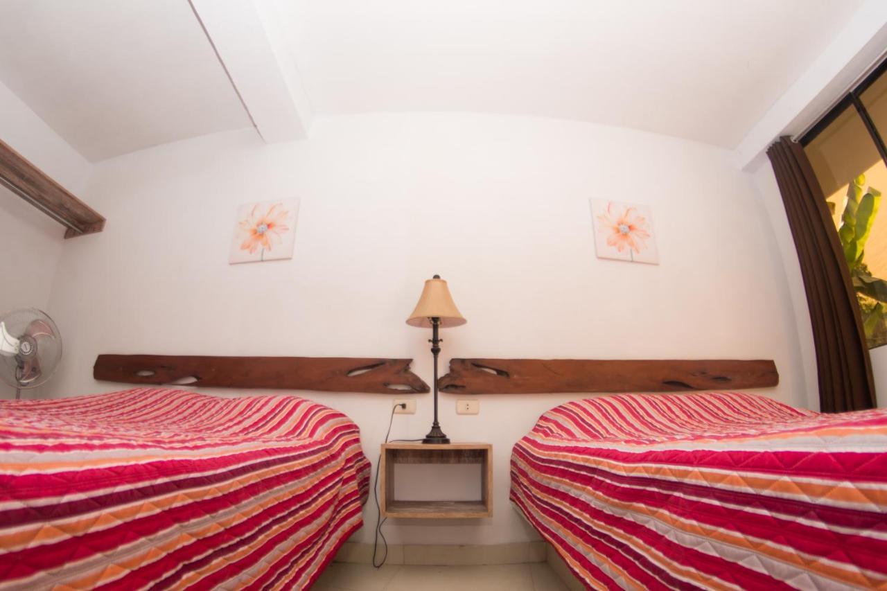 איקה Carola Lodge מראה חיצוני תמונה